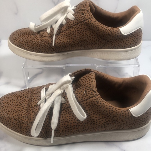 Old Navy Soft-Brushed Faux-Suede Sneakers Cheetah Print Size 8 - Picture 12 of 12